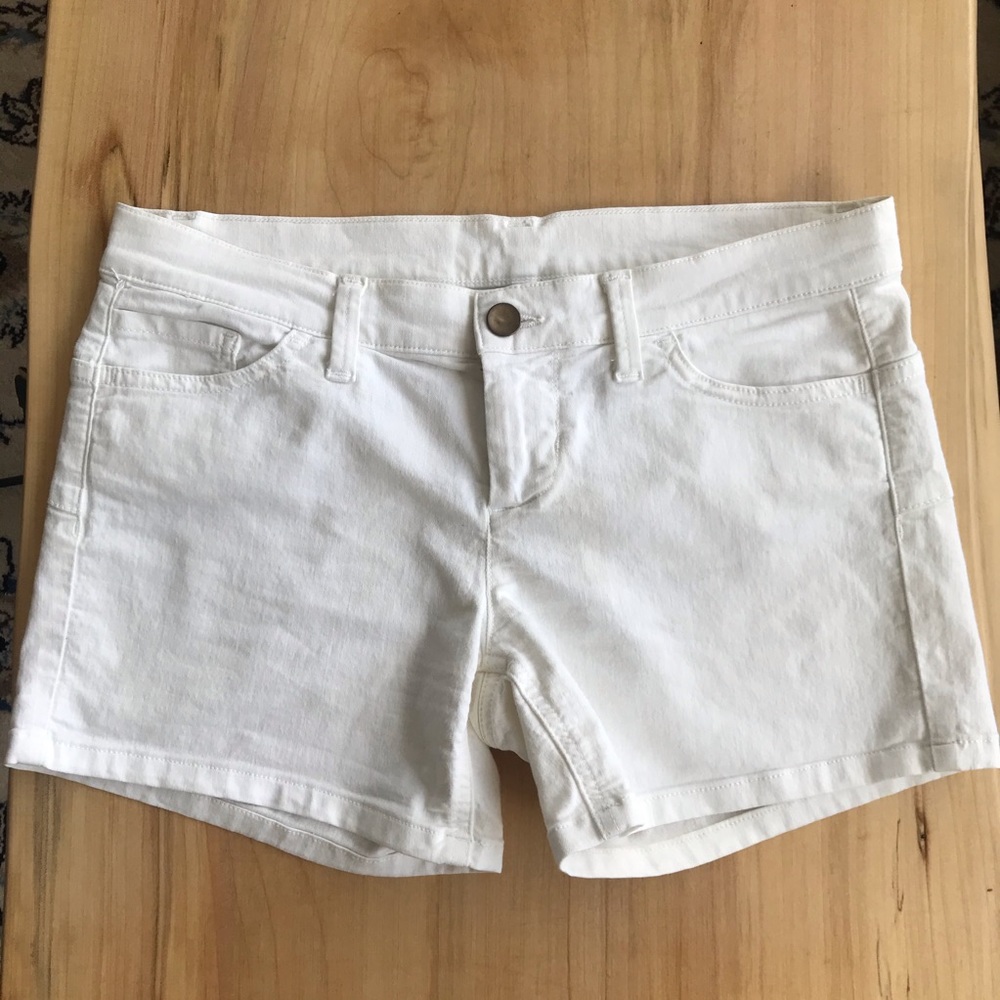 Stile Benetton White Shorts